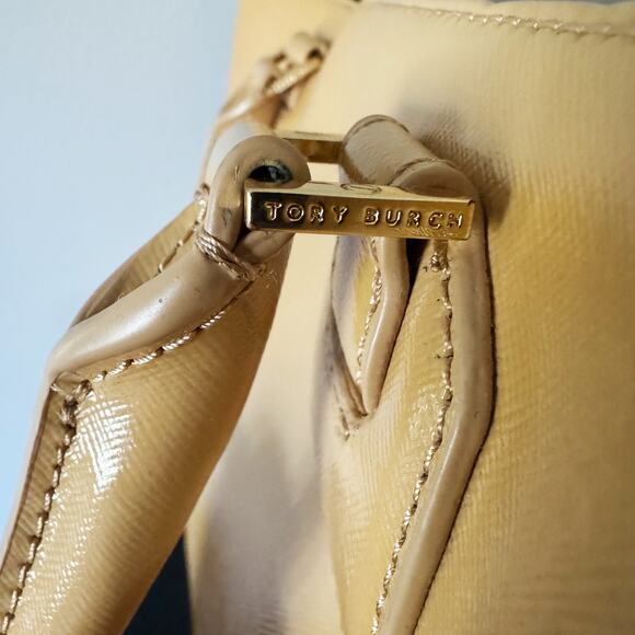 Tory Burch Robinson East West Tote Bag Tan Beige Camel Leather Large EUC - Picture 3 of 14